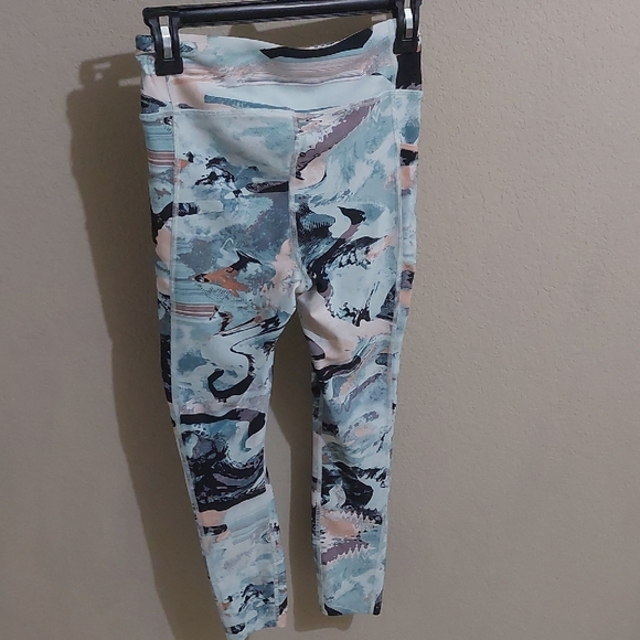 Under Armour Blue and Black Athletic Leggings - Picture 2 of 3